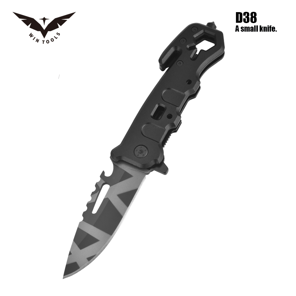 Different types of knife blade steels